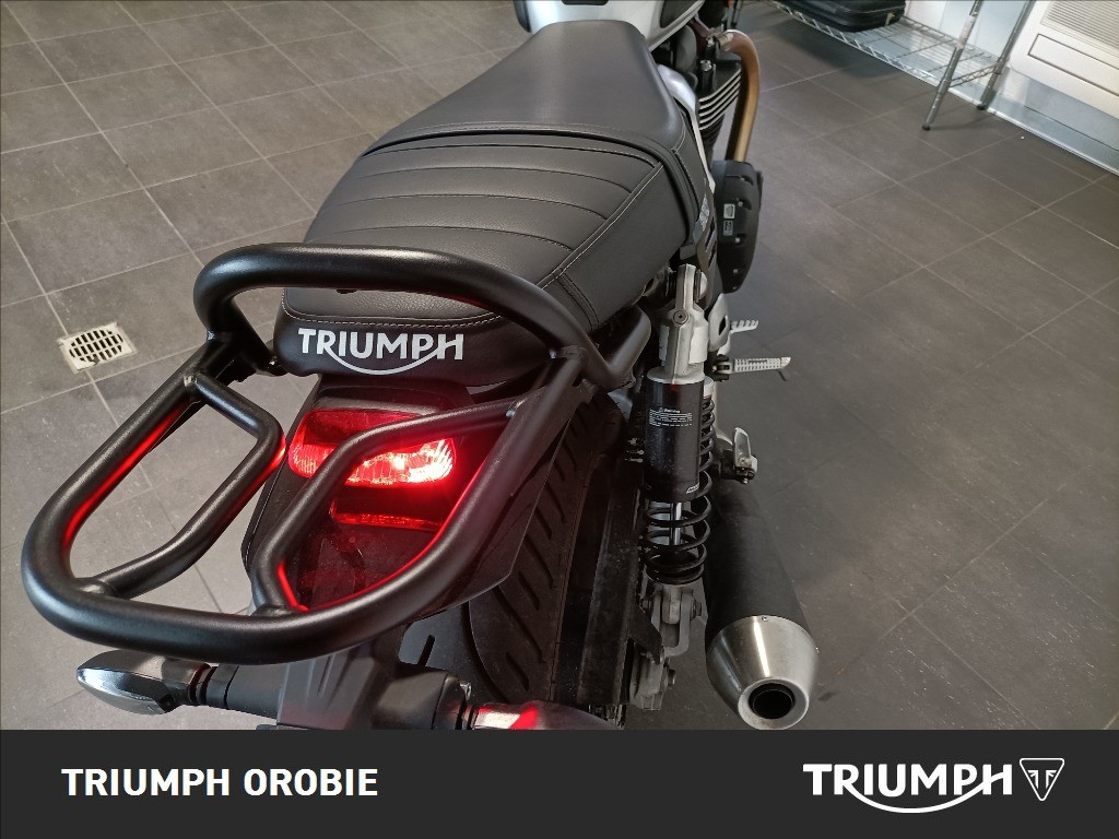 TRIUMPH Speed Twin 900 Abs #9