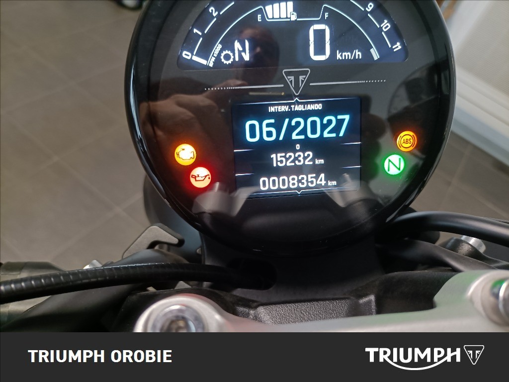 TRIUMPH Trident 660 Jet Black Abs #4