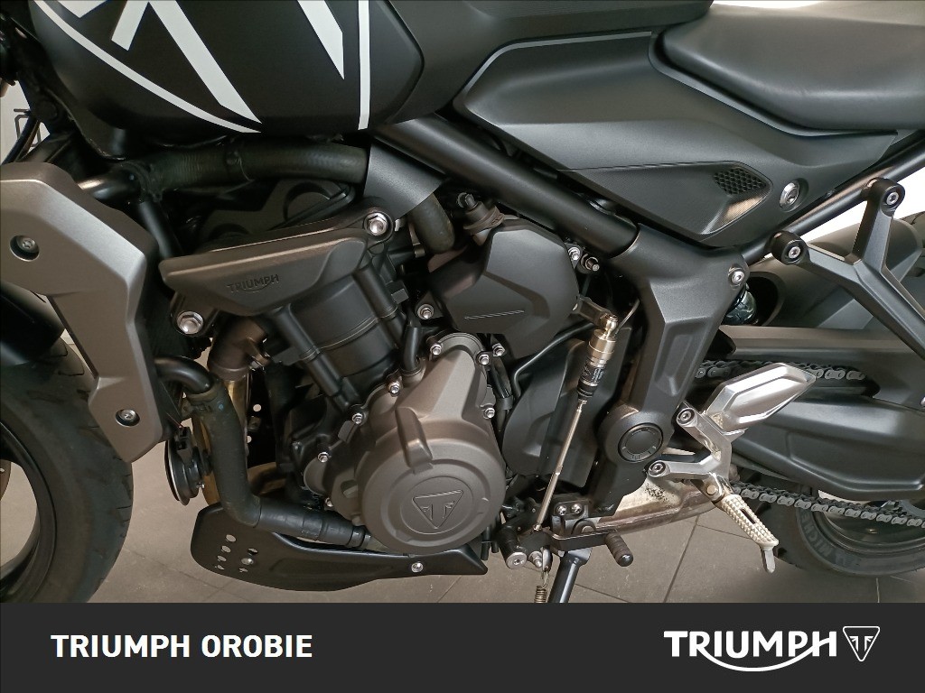 TRIUMPH Trident 660 Jet Black Abs #6