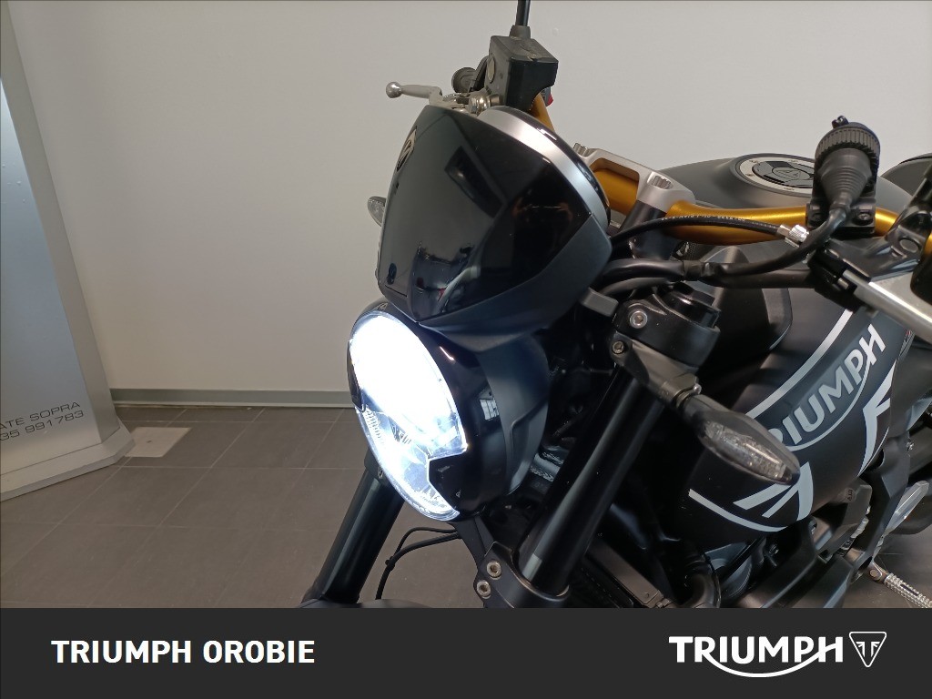 TRIUMPH Trident 660 Jet Black Abs #8