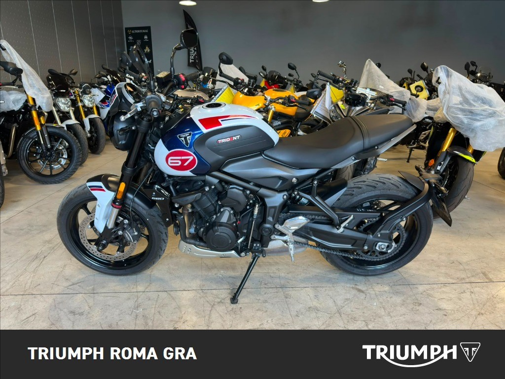TRIUMPH Trident 660 Triple Tribute Abs