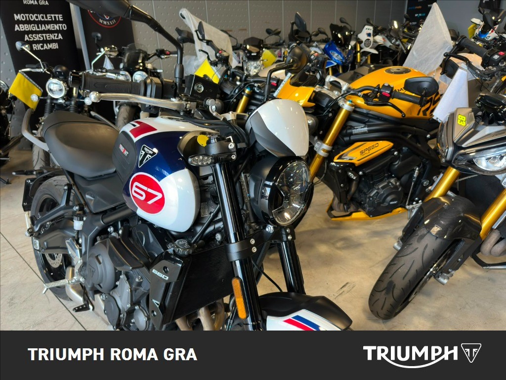 TRIUMPH Trident 660 Triple Tribute Abs