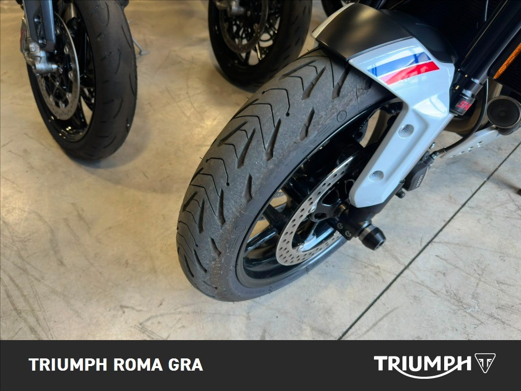 TRIUMPH Trident 660 Triple Tribute Abs