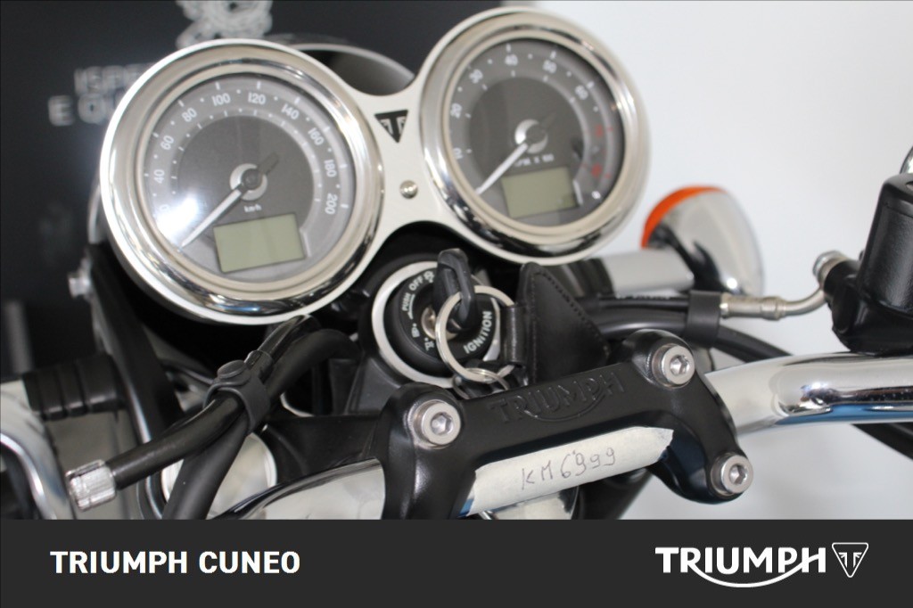 TRIUMPH Bonneville 900 T100 E5