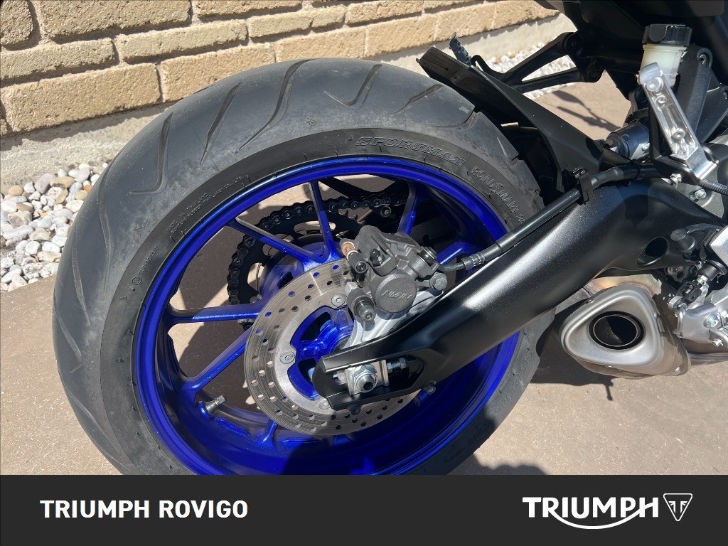 YAMAHA MT-09 850 Abs
