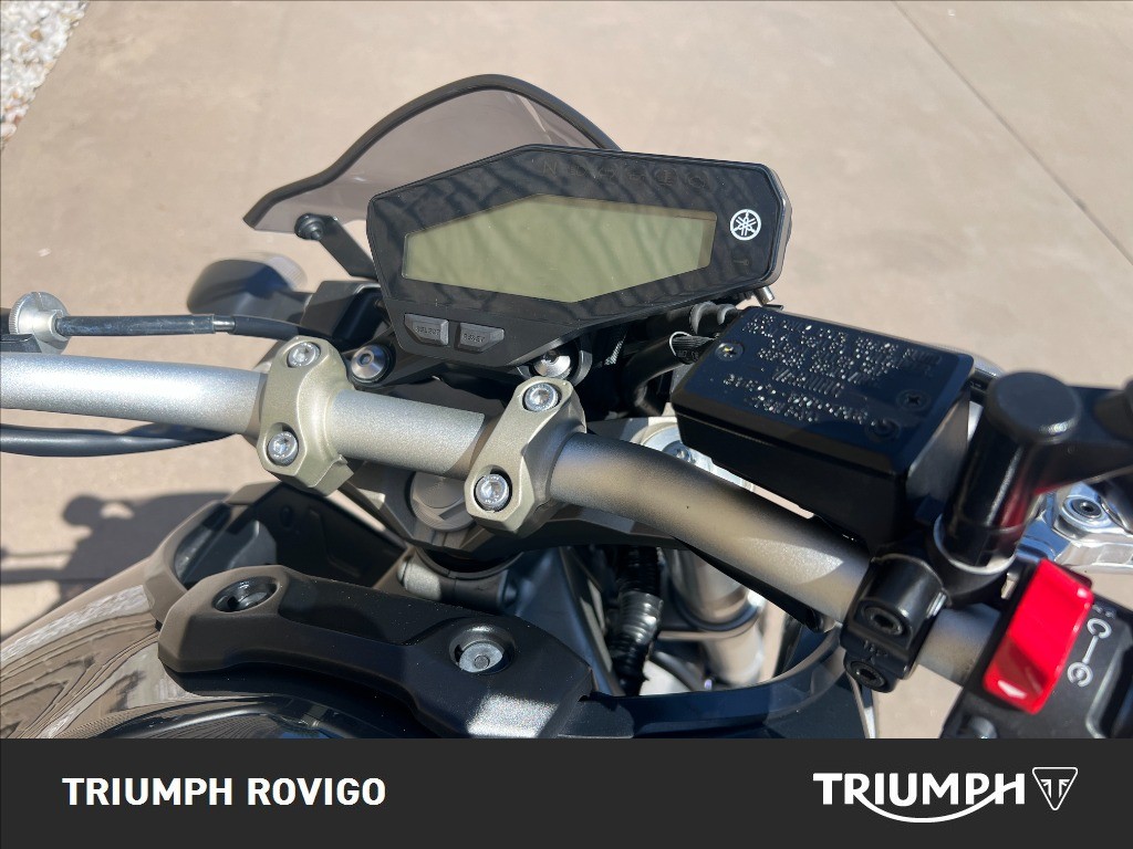 YAMAHA MT-09 850 Abs