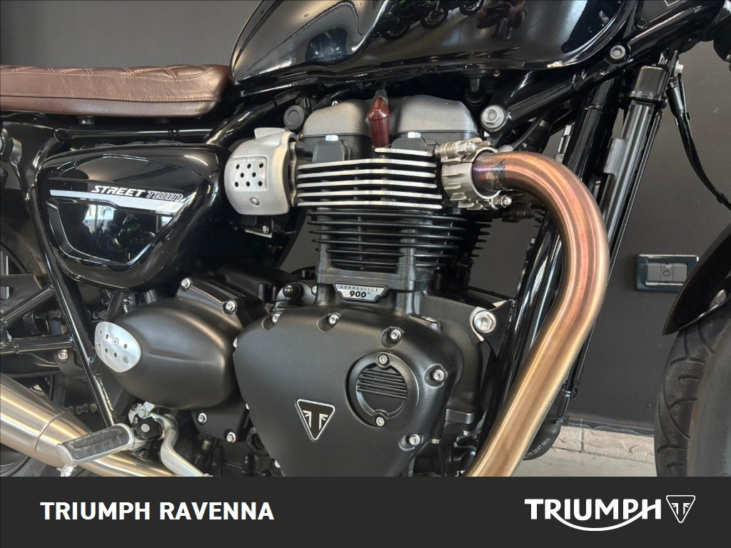 TRIUMPH Street Twin 900 