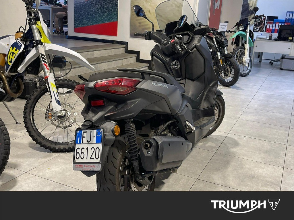 YAMAHA X-Max 300 Tech Max Abs