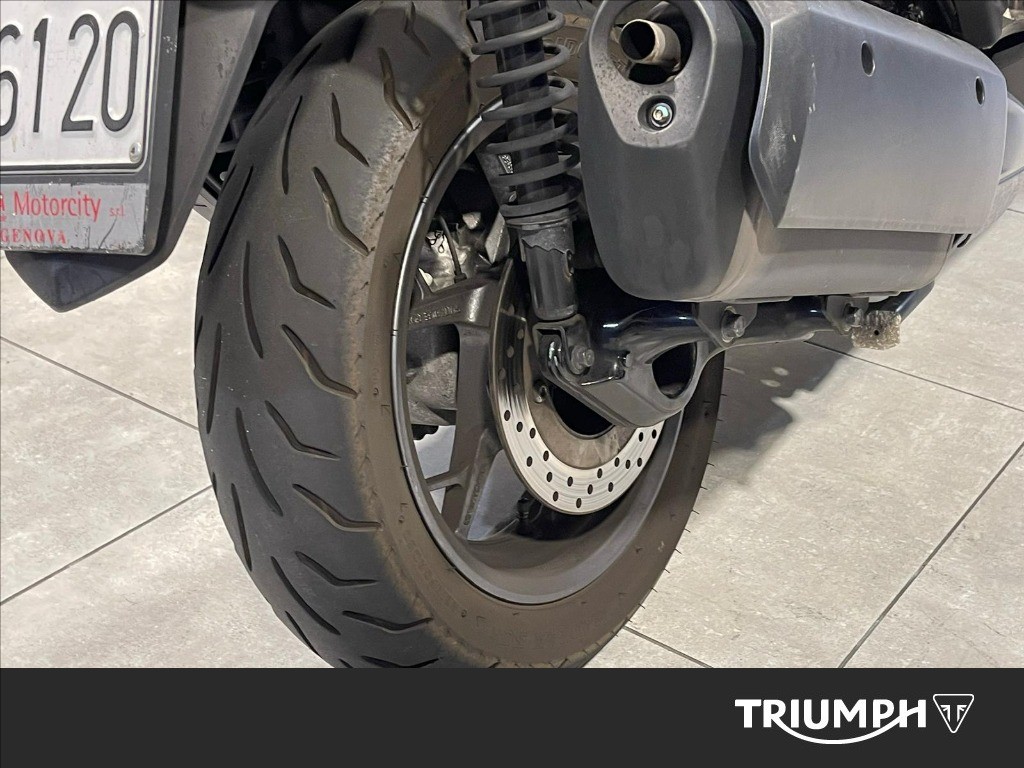 YAMAHA X-Max 300 Tech Max Abs