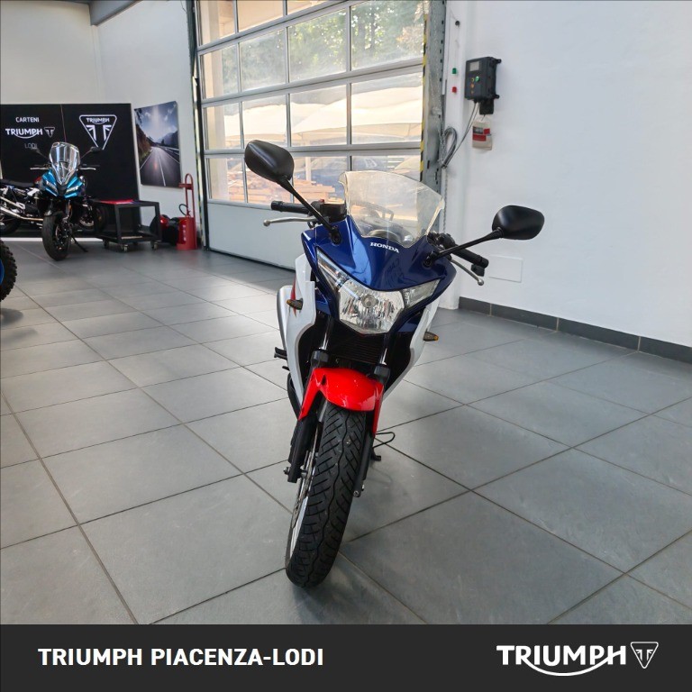 HONDA CBR 250 R 