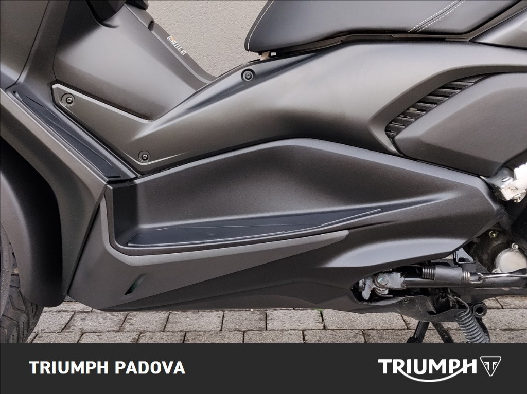 YAMAHA X-Max 300 Abs