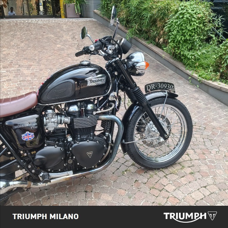 TRIUMPH Bonneville 865 T100 Black
