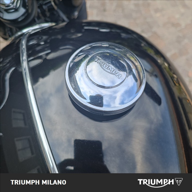 TRIUMPH Bonneville 865 T100 Black