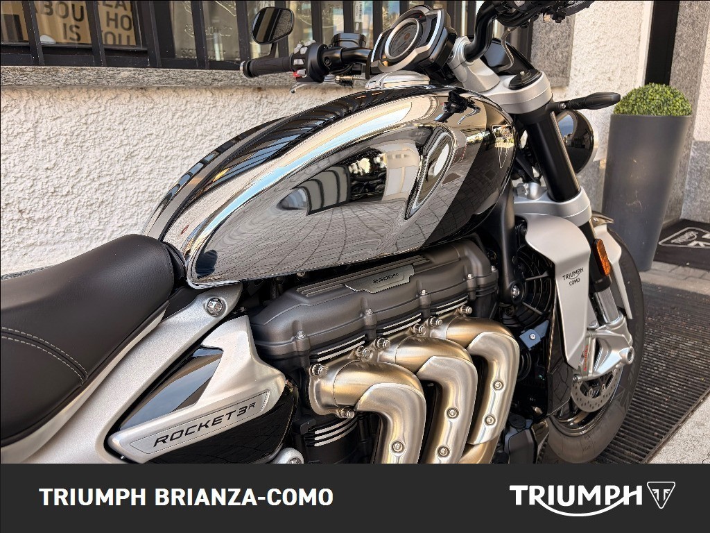 TRIUMPH Rocket III 2500 R Chrome Edition #4
