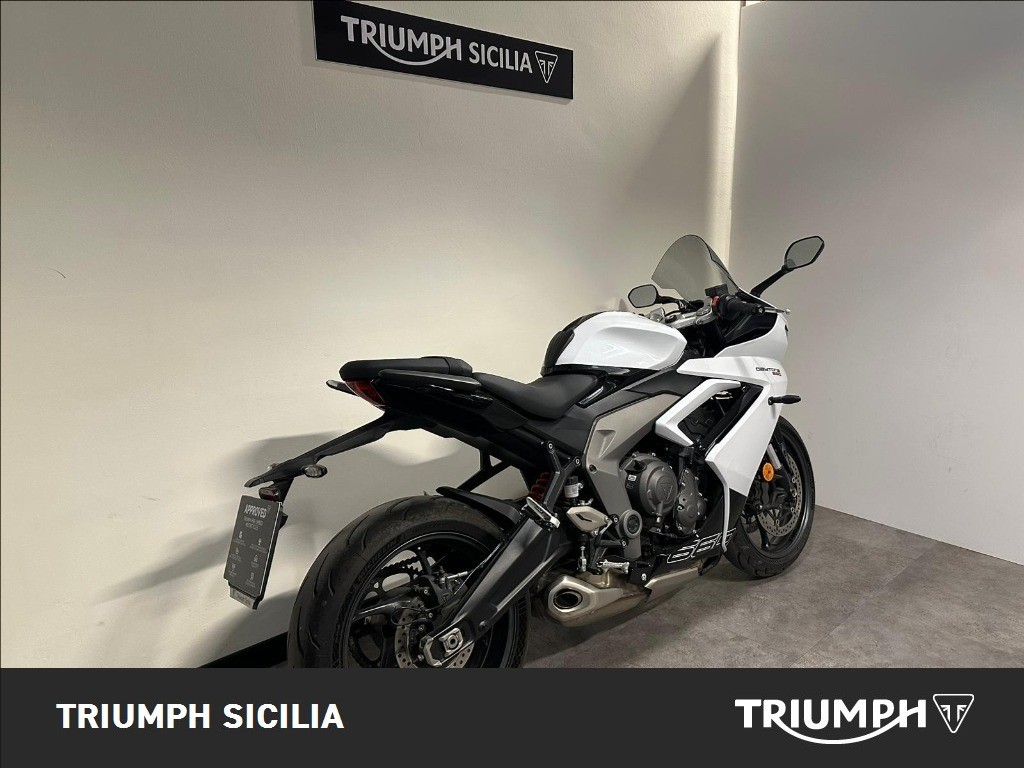 TRIUMPH Daytona 660 Abs