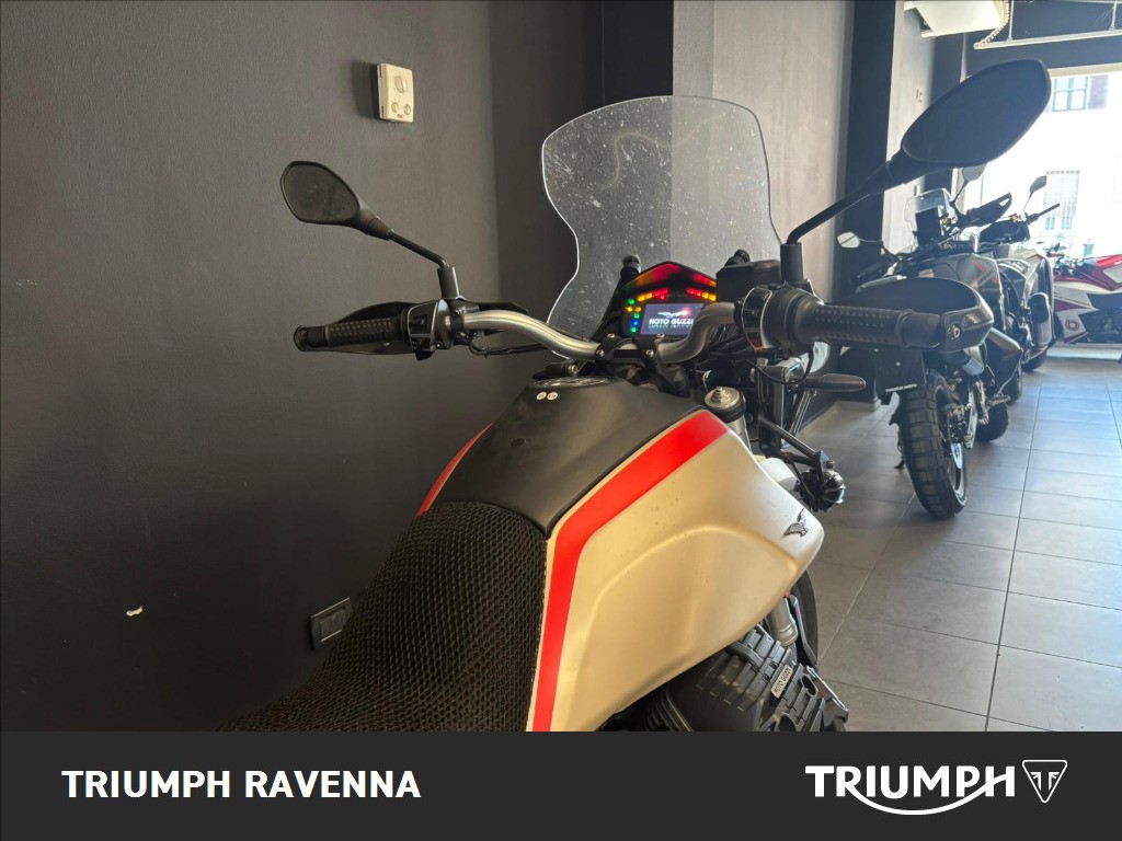 MOTO GUZZI V85 TT Abs