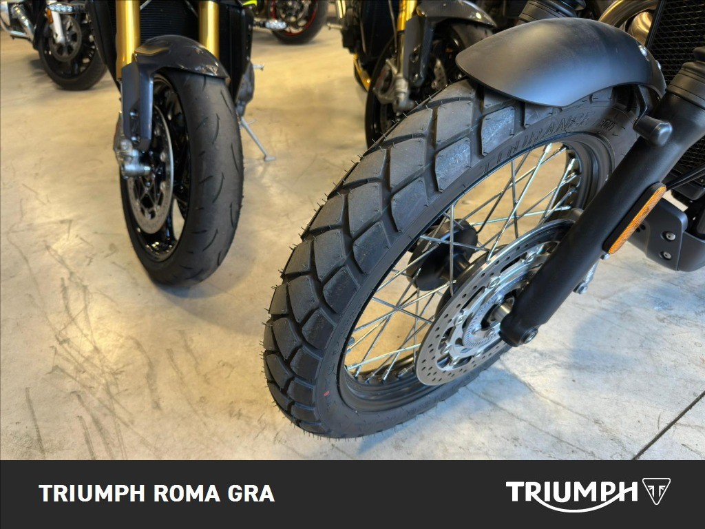 TRIUMPH Scrambler 900 Matt Khaki Abs E5+