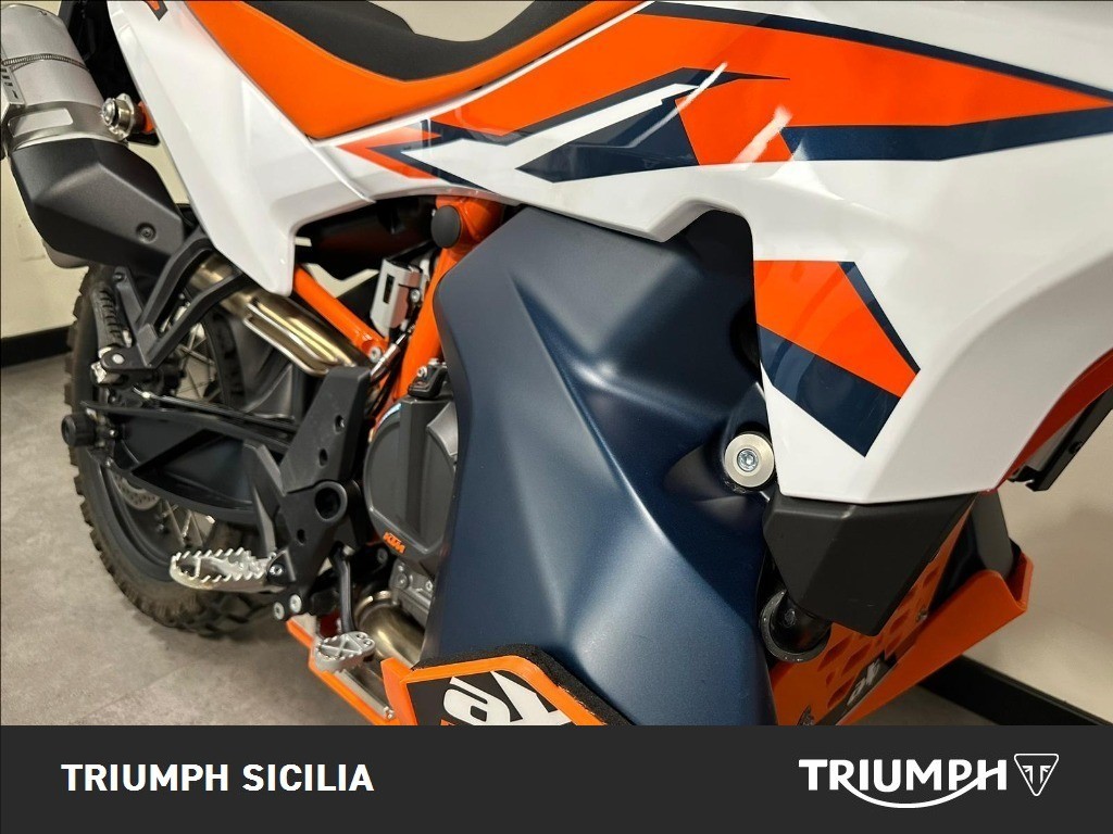 KTM 890 Adventure R