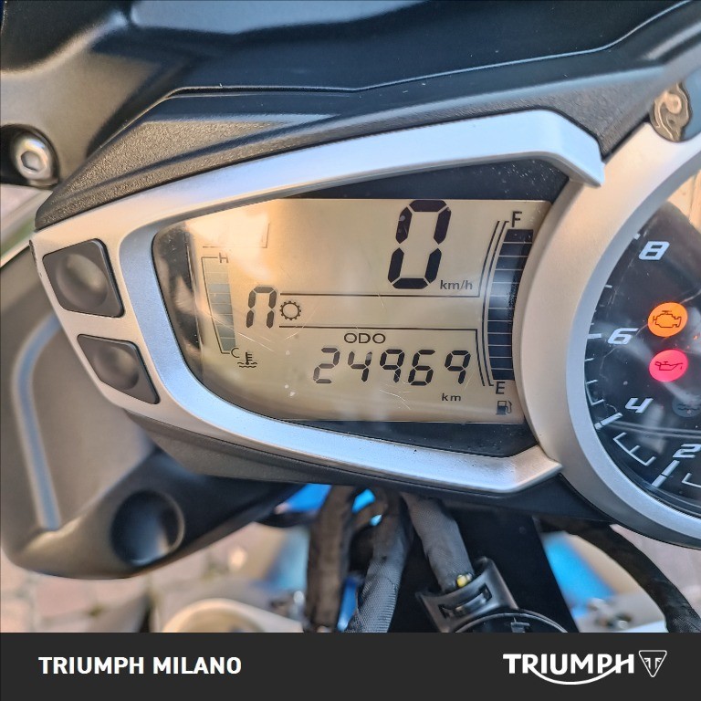 TRIUMPH Street Triple 675 Abs