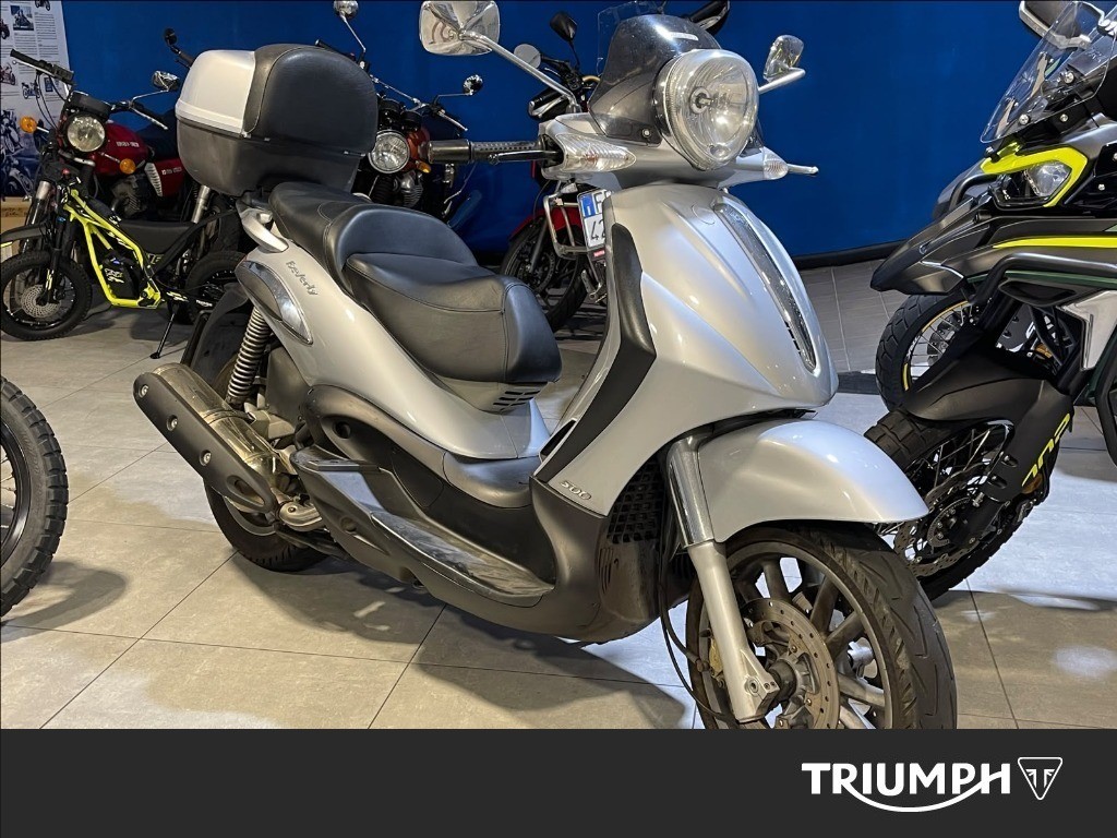 PIAGGIO Beverly 500 