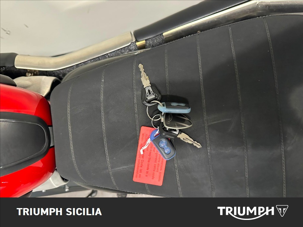 TRIUMPH Street Scrambler 900 