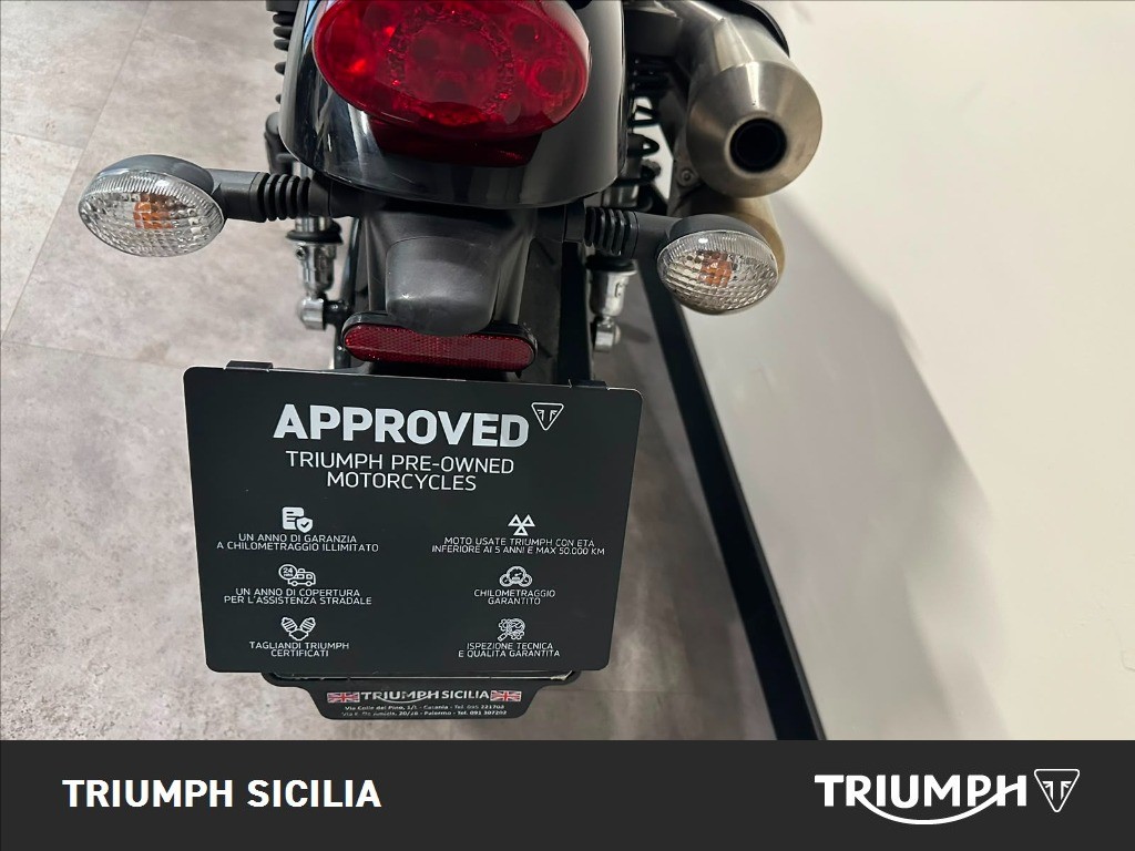 TRIUMPH Street Scrambler 900 