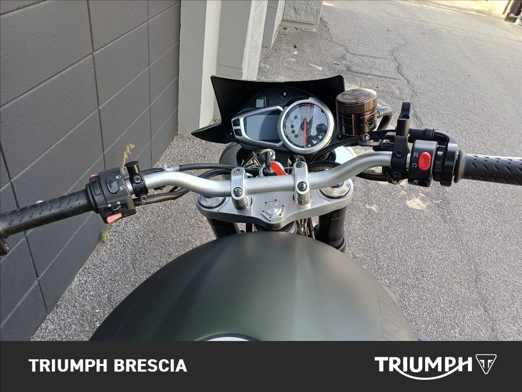 TRIUMPH Speed Triple 1050 