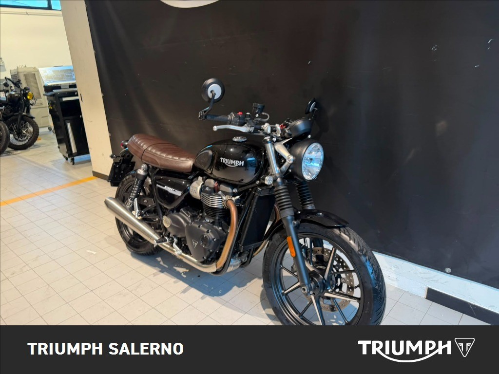 TRIUMPH Street Twin 900  #2