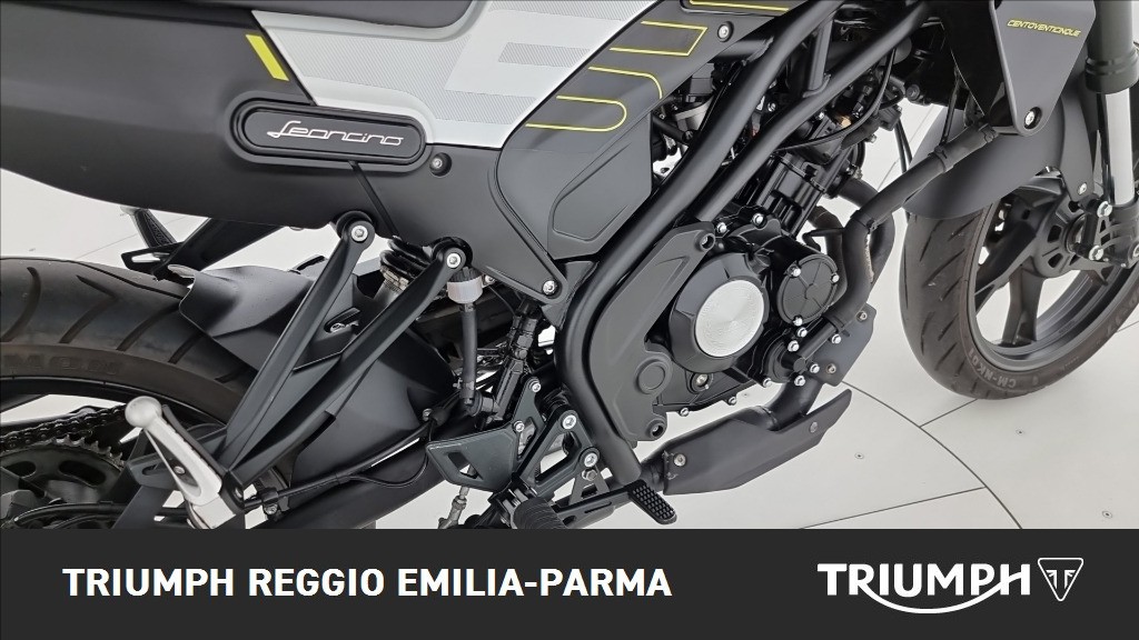 BENELLI Leoncino 125 