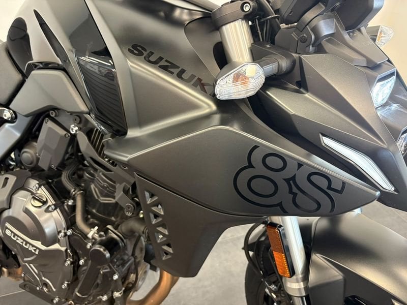 SUZUKI GSX-8S Abs E5