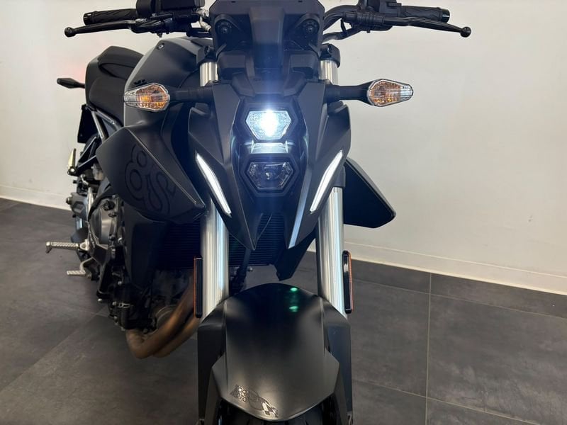 SUZUKI GSX-8S Abs E5