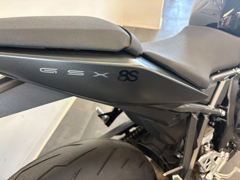 SUZUKI GSX-8S Abs E5