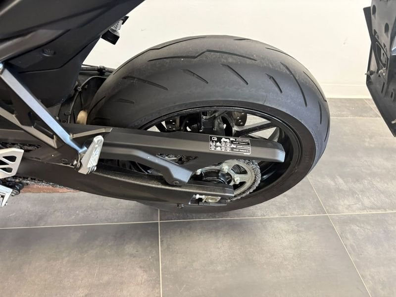 SUZUKI GSX-8S Abs E5