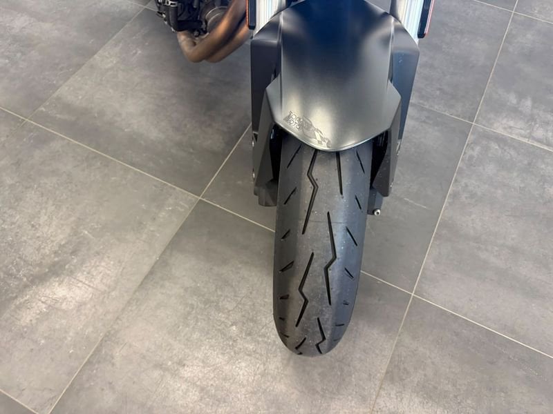 SUZUKI GSX-8S Abs E5