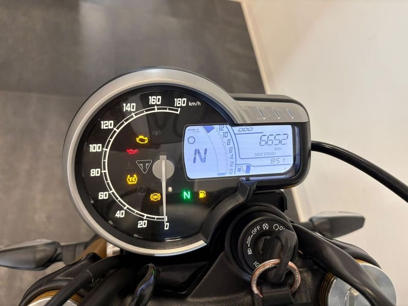 TRIUMPH Speed 400 Abs