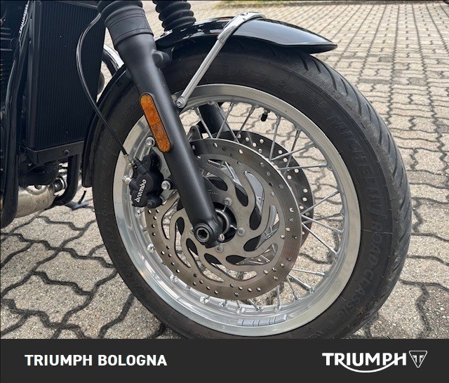 TRIUMPH Bonneville 1200 T120 Black Stealth Edition Abs E5