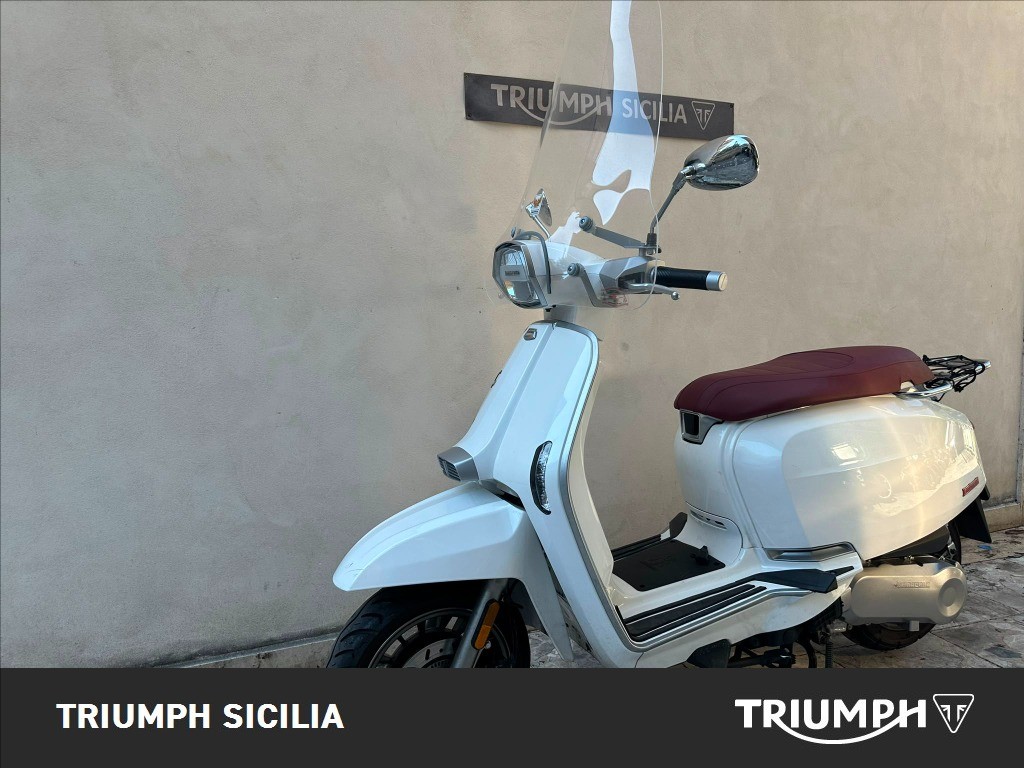 LAMBRETTA ITALIA V200 Special 