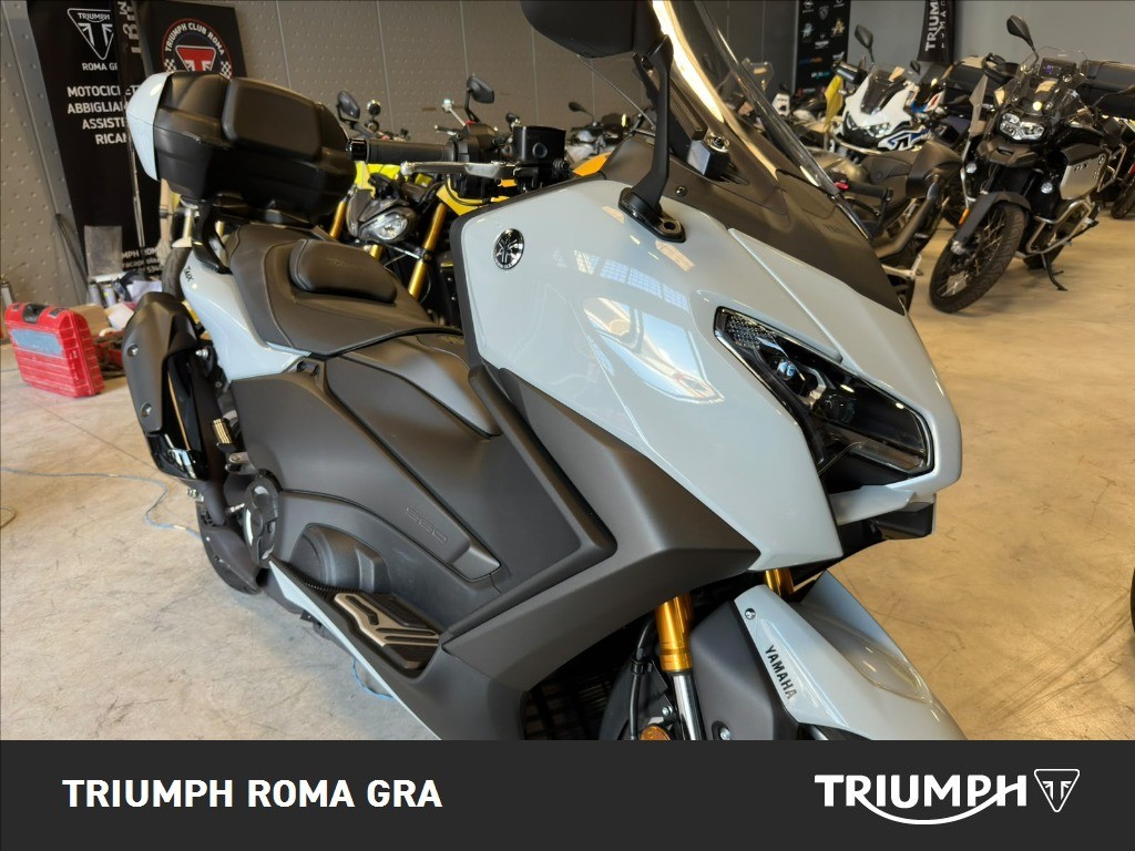 YAMAHA T-Max 560 Tech Abs