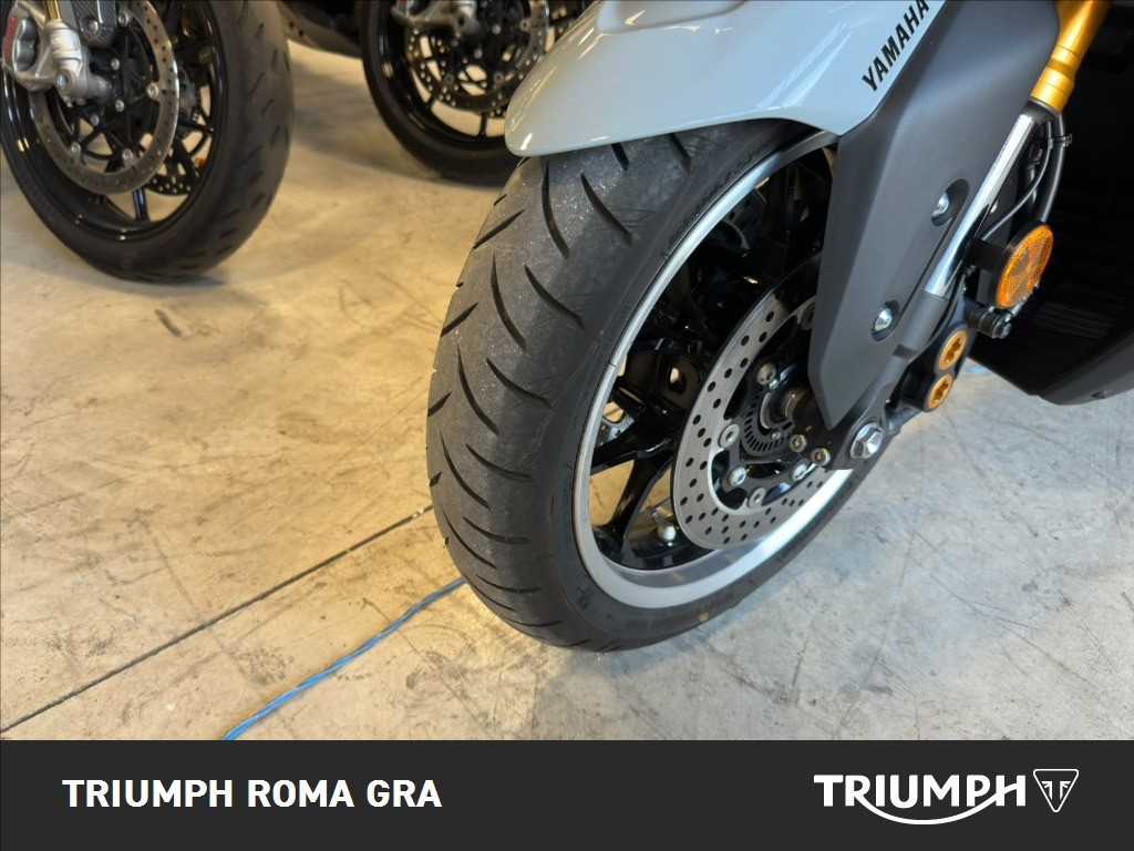 YAMAHA T-Max 560 Tech Abs