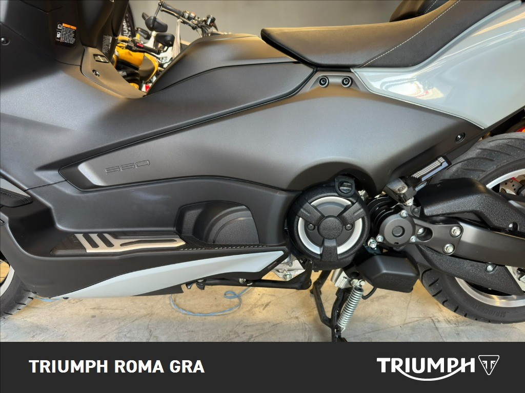 YAMAHA T-Max 560 Tech Abs #8