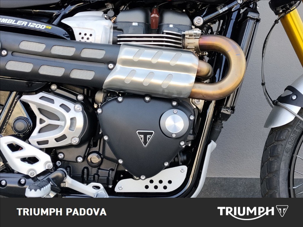 TRIUMPH Scrambler 1200 XE Phantom Black Storm Grey Abs