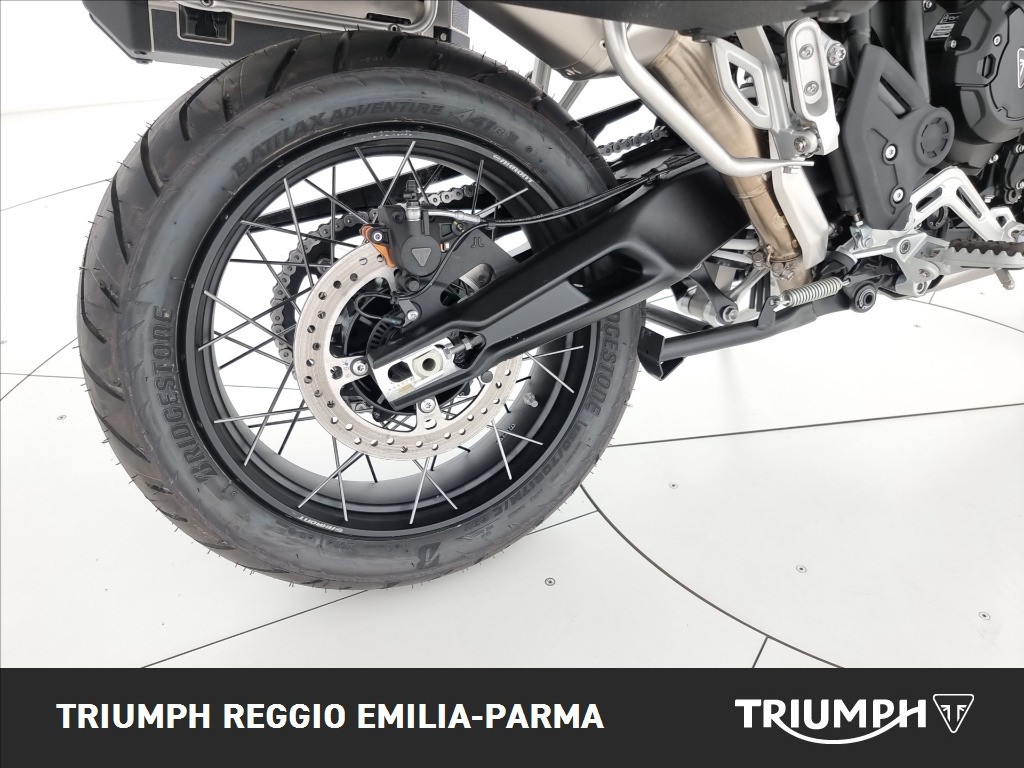 TRIUMPH Tiger 900 Desert Edition