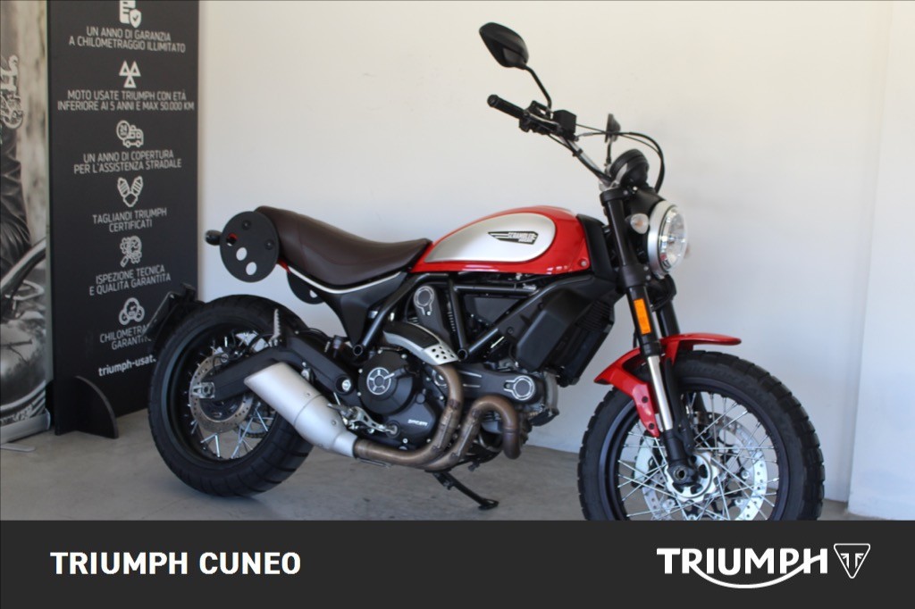 DUCATI Scrambler 800 Icon Red