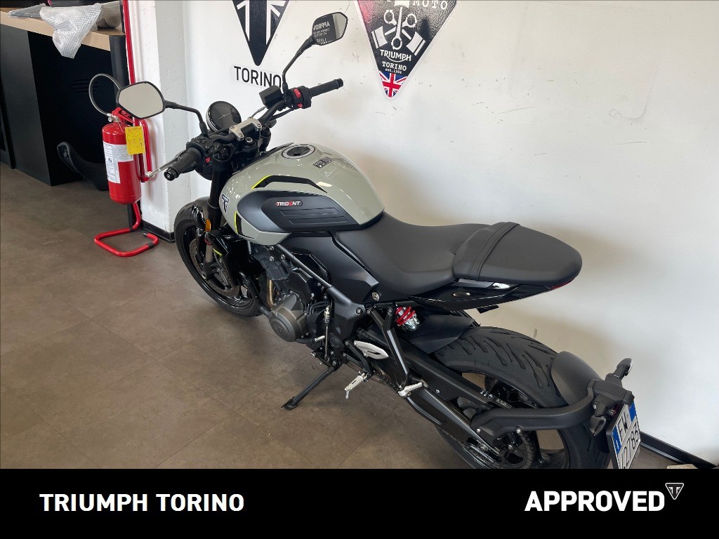 TRIUMPH Trident 660 Stone Grey Abs #4