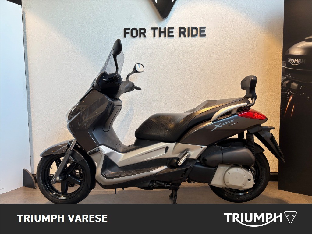 YAMAHA X-Max 250 