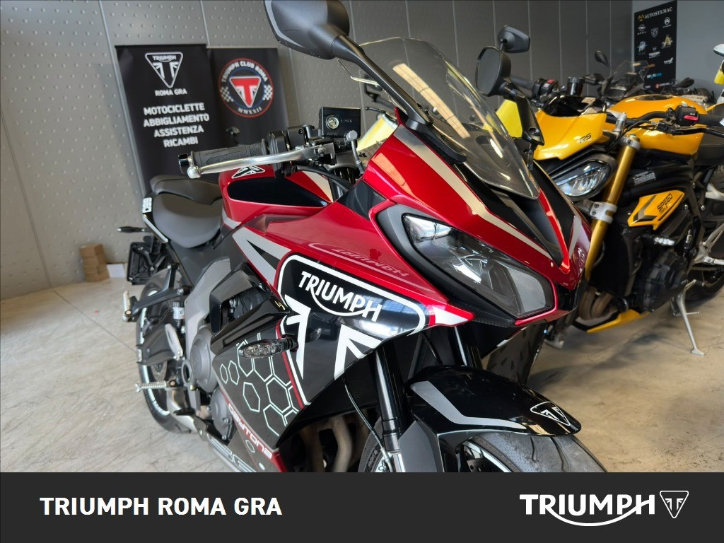 TRIUMPH Daytona 660 Abs