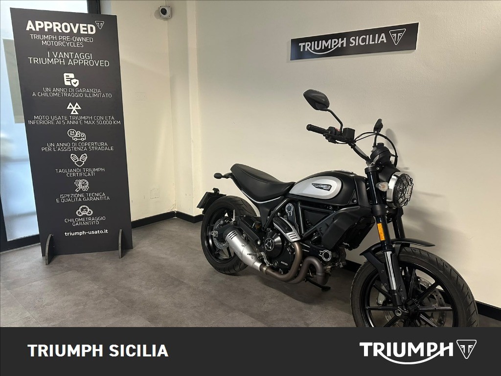 DUCATI Scrambler 800 Icon Dark #1