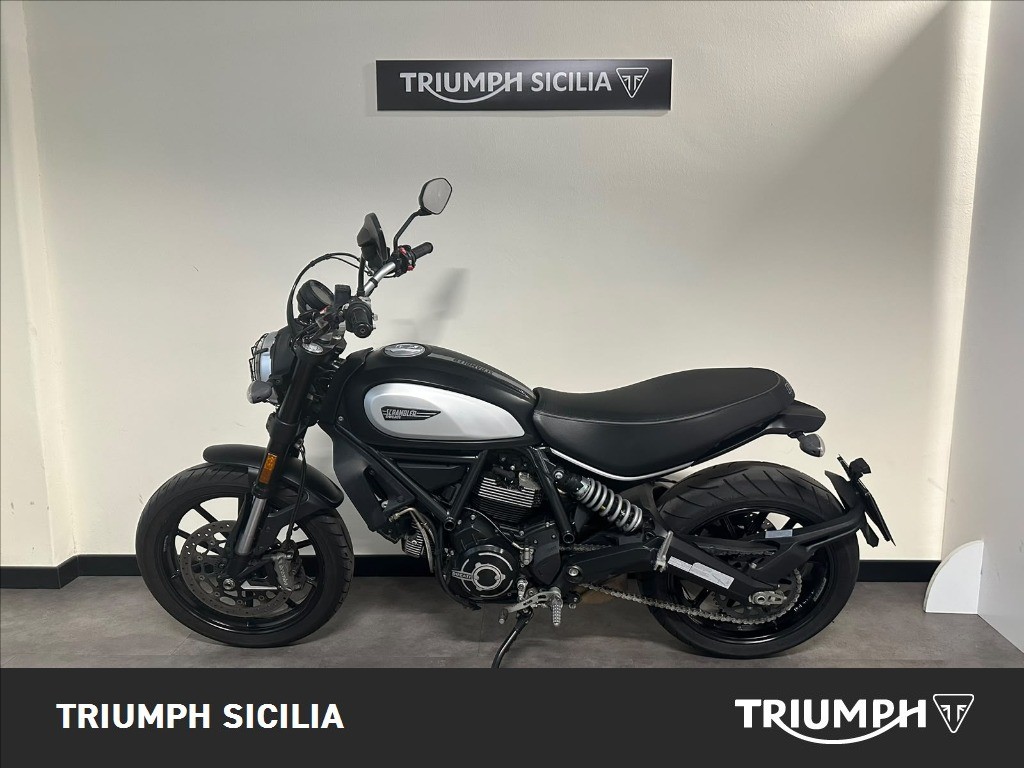 DUCATI Scrambler 800 Icon Dark #3