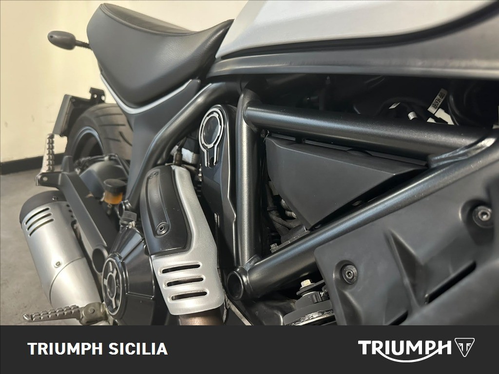 DUCATI Scrambler 800 Icon Dark #7