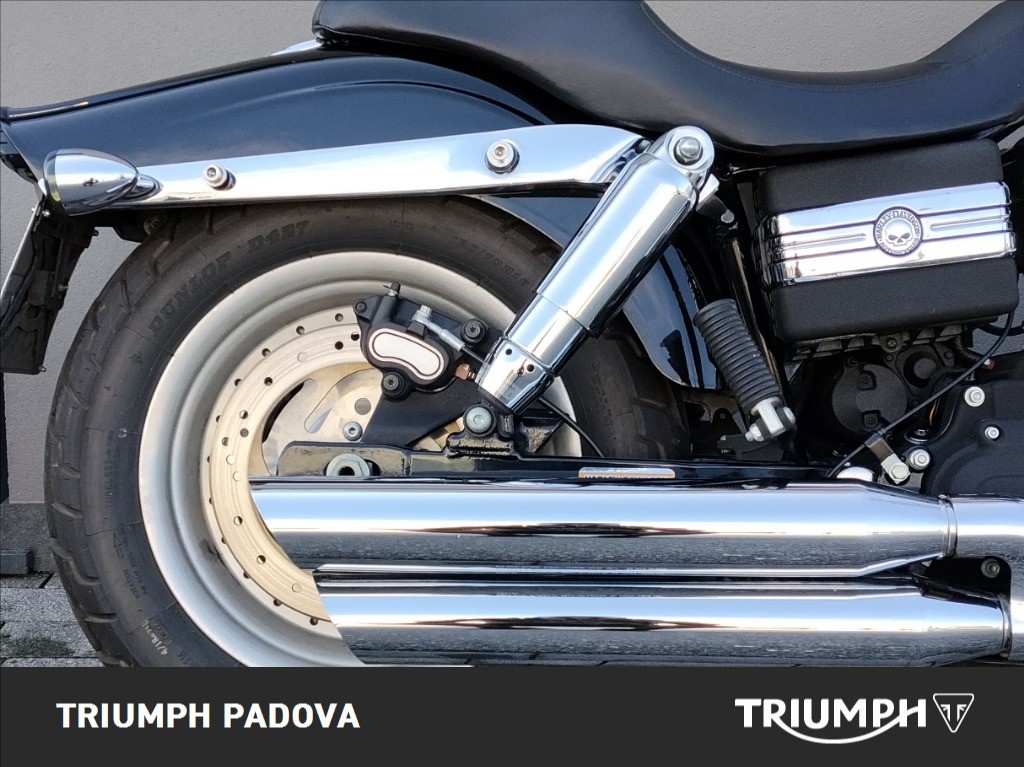 HARLEY-DAVIDSON Dyna Fat Bob 1584 